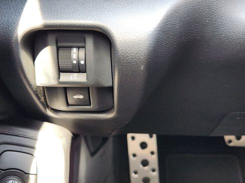 Used 2024 Toyota GR86 Premium RWD image 18