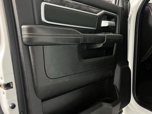 Used 2024 RAM 2500 Big Horn w/ Bed Utility Group image 34