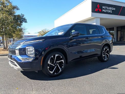 Used 2024 Mitsubishi Outlander SE image 7