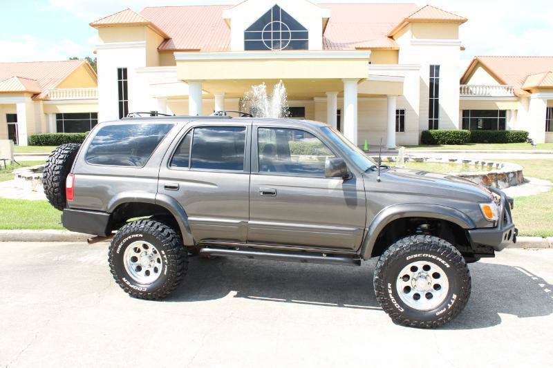 Used 1998 Toyota 4Runner Limited AWD/4WD image 2