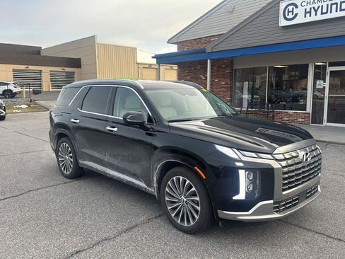 Used 2025 Hyundai Palisade Calligraphy image 9
