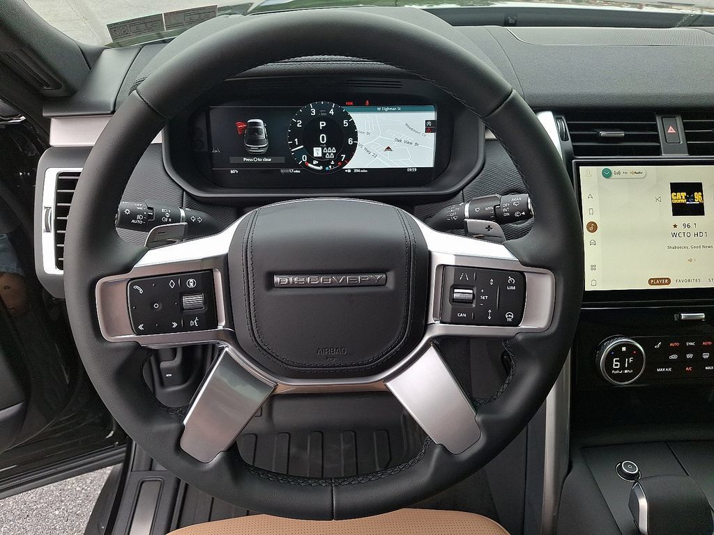 New 2026 Land Rover Discovery Limited Edition AWD/4WD image 11