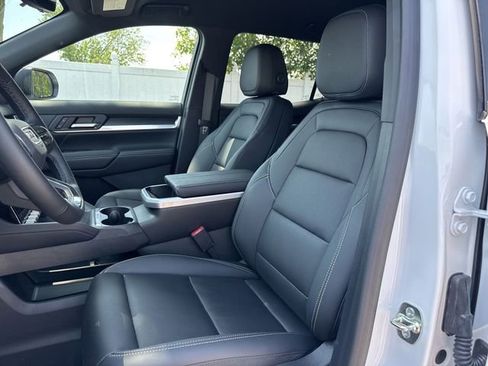 New 2026 GMC Terrain Elevation w/ Elevation Premium Package FWD image 11