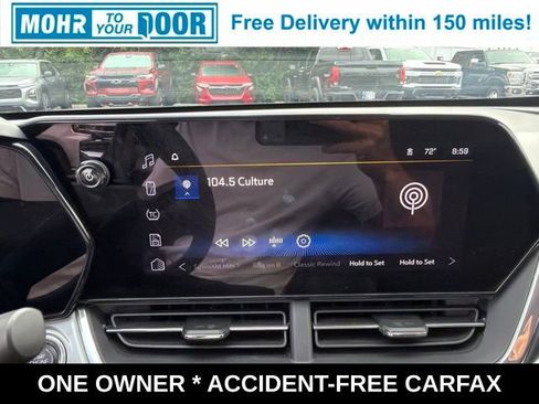 Used 2025 Chevrolet Trax LT FWD image 21