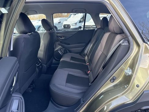 Used 2025 Subaru Outback Premium image 17