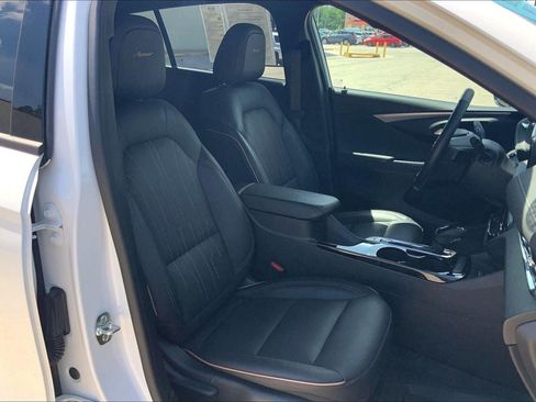 Used 2025 Buick Envista Avenir FWD image 5