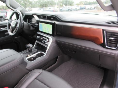 Used 2024 GMC Sierra 1500 Denali image 14