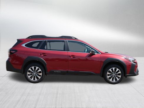 Used 2024 Subaru Outback Limited AWD/4WD image 8