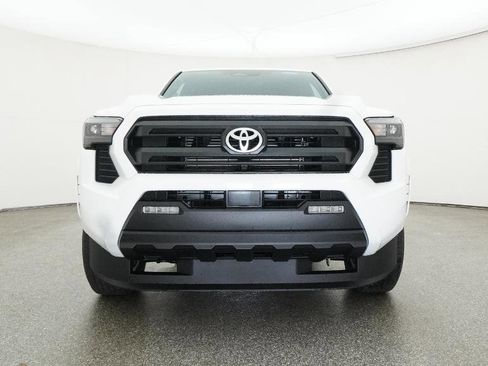 New 2026 Toyota Tacoma SR5 image 3