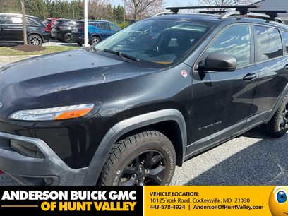 Used 2016 Jeep Cherokee Trailhawk w/ Comfort/Convenience Group