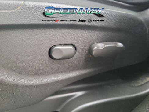 Used 2020 Buick Encore Preferred w/ Safety Package FWD image 16