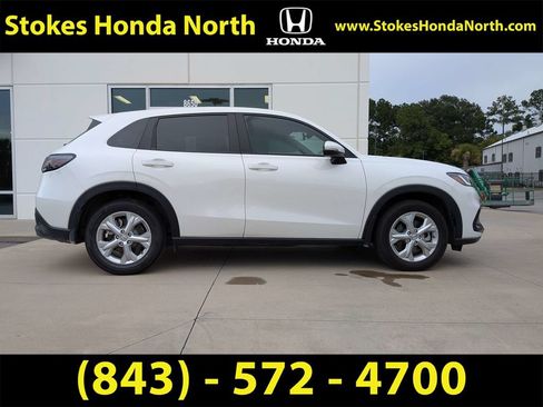 Certified 2025 Honda HR-V LX image 7