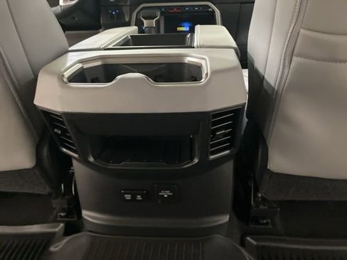 Used 2023 Toyota Tundra Limited image 25
