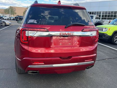 Used 2021 GMC Acadia Denali w/ Denali Ultimate Package AWD/4WD image 7