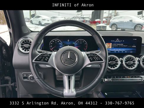 Used 2024 Mercedes-Benz GLB 250 4MATIC image 45