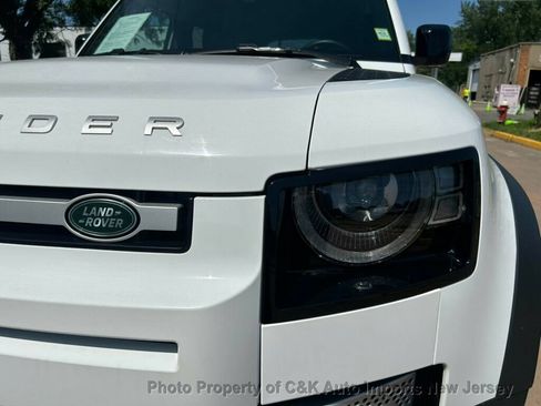 Used 2023 Land Rover Defender 110 SE AWD/4WD image 20