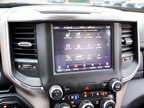 Used 2019 RAM 1500 Laramie image 26