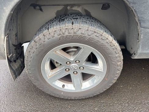 Used 2014 RAM 1500 Express AWD/4WD image 8
