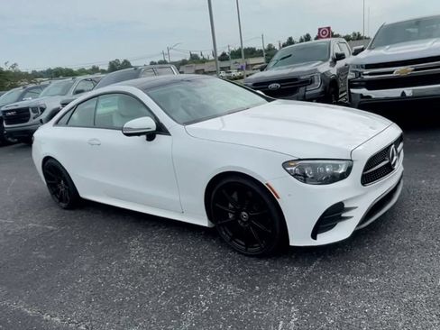 Used 2023 Mercedes-Benz E 450 Coupe image 3
