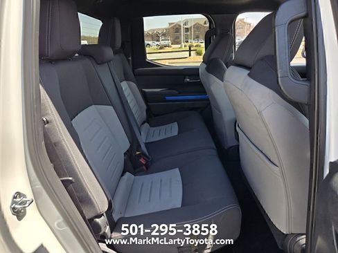 Used 2025 Toyota Tacoma TRD Off-Road AWD/4WD image 12