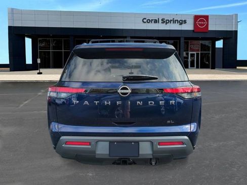 New 2026 Nissan Pathfinder SL FWD image 4