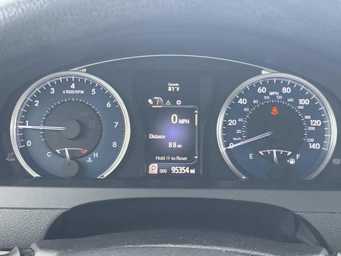 Used 2017 Toyota Camry LE FWD image 24