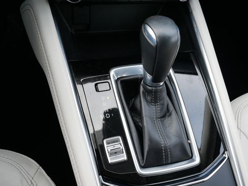 Used 2022 MAZDA CX-5 AWD 2.5 S w/ Premium Package image 24