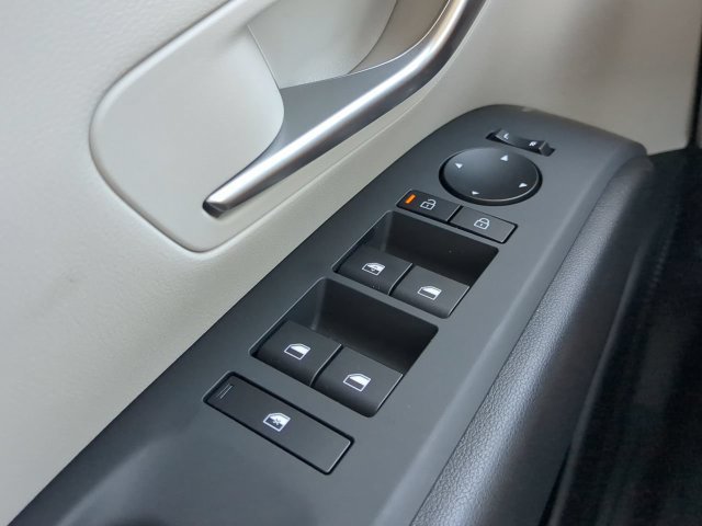 Certified 2025 Hyundai Tucson SE FWD image 22