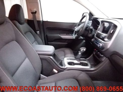 Used 2022 Chevrolet Colorado LT w/ LT Convenience Package image 13