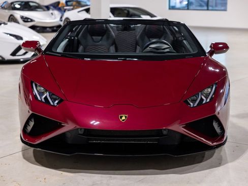 Used 2022 Lamborghini Huracan EVO image 11