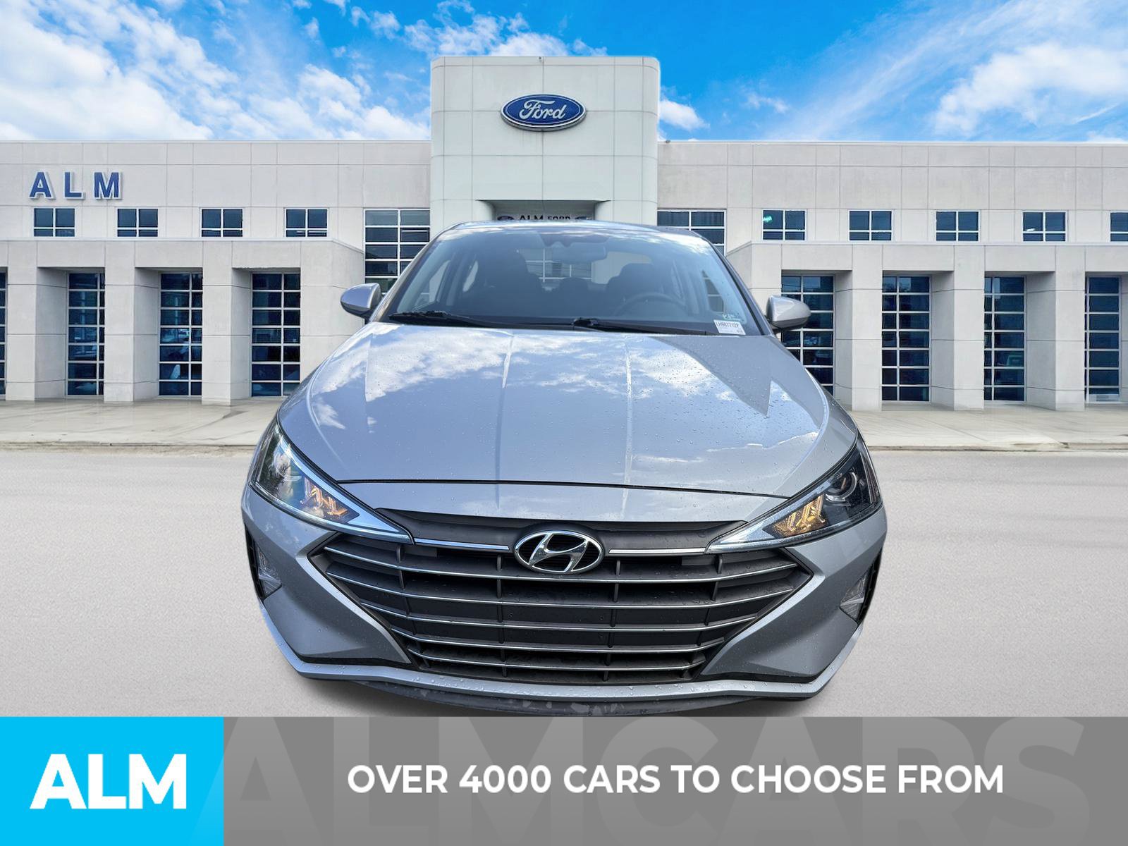 Used 2020 Hyundai Elantra Value Edition w/ Cargo Package (C1) FWD image 2