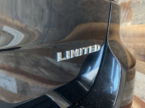 Used 2021 Jeep Grand Cherokee Limited AWD/4WD image 21