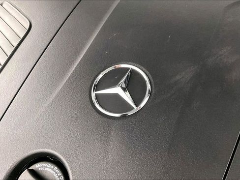 New 2026 Mercedes-Benz GLC 300 4MATIC image 17