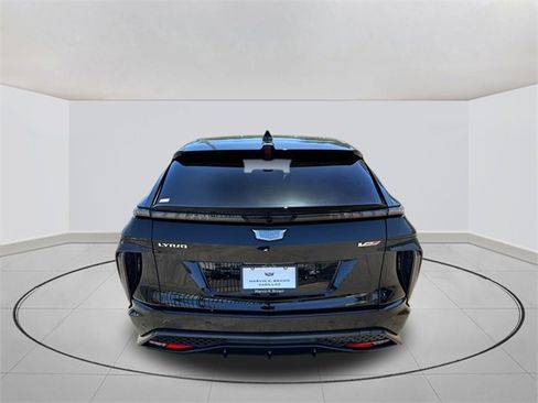 New 2026 Cadillac Lyriq V w/ Exterior Carbon Fiber Package image 6