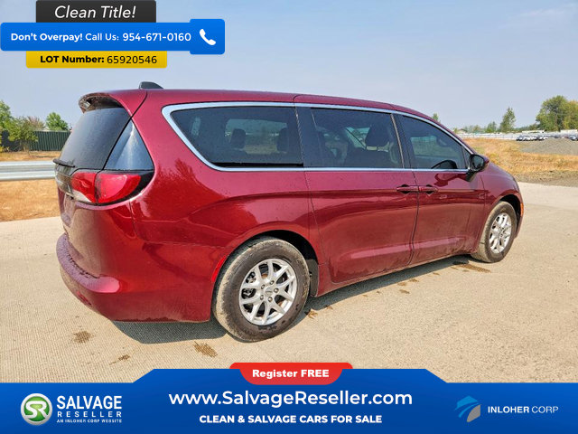 Used 2022 Chrysler Voyager LX FWD image 4