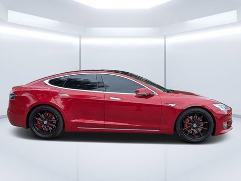 Used 2016 Tesla Model S AWD image 2