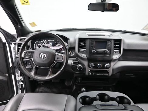 Used 2024 RAM 2500 Tradesman w/ Chrome Appearance Group AWD/4WD image 18