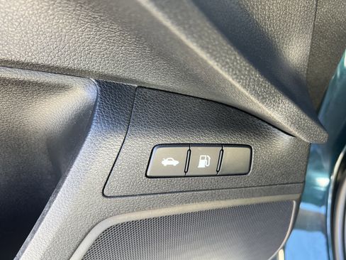 Used 2020 Honda Clarity Touring image 16