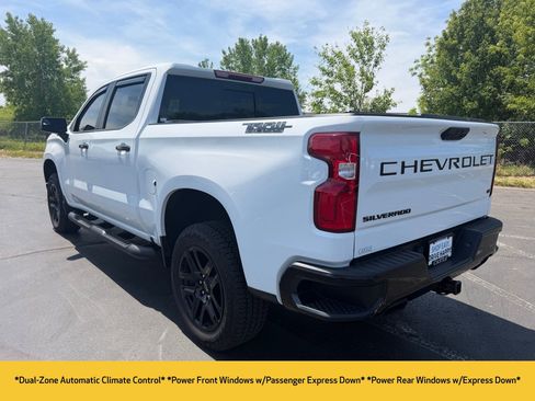 Used 2025 Chevrolet Silverado 1500 LT Trail Boss w/ Convenience Package II AWD/4WD image 11