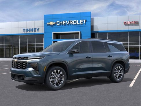 New 2026 Chevrolet Traverse LT image 2