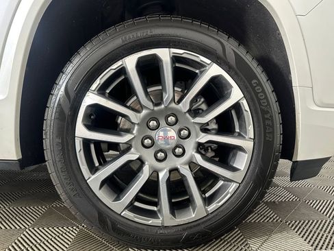 Used 2021 GMC Acadia Denali image 31