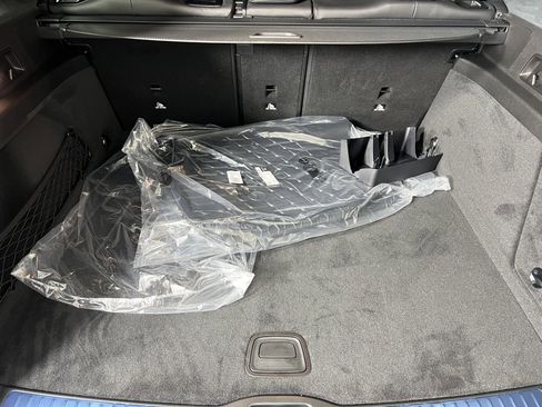 New 2026 Mercedes-Benz GLE 63 AMG S image 24