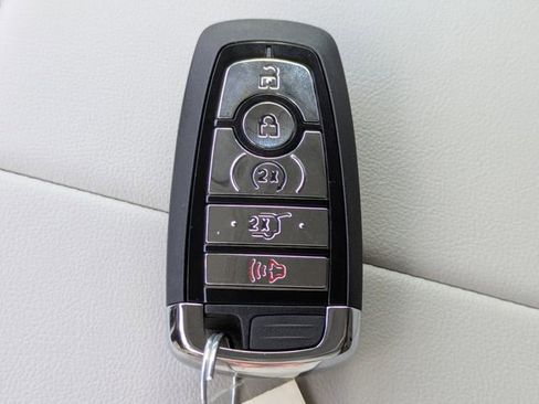 New 2026 Lincoln Nautilus Premier w/ Equipment Group 102A AWD/4WD image 30