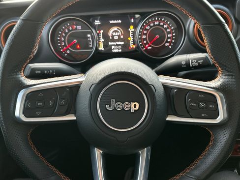 Used 2021 Jeep Gladiator Mojave image 23