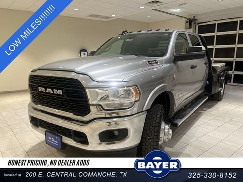 Used 2020 RAM 3500 Tradesman w/ Chrome Appearance Group RWD image 1