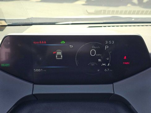 Certified 2026 Toyota Prius XLE FWD image 23