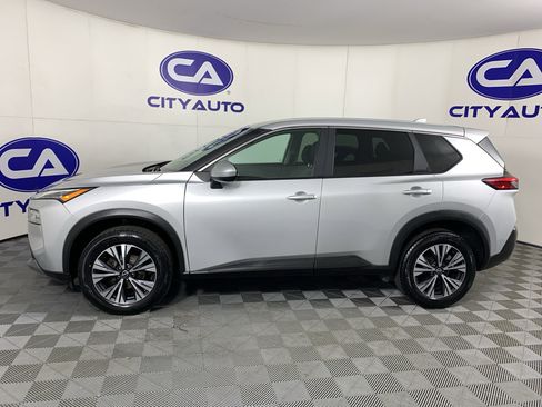 Used 2023 Nissan Rogue SV FWD image 6