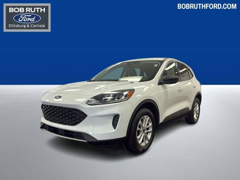 Used 2022 Ford Escape SE w/ Cold Weather Package image 2