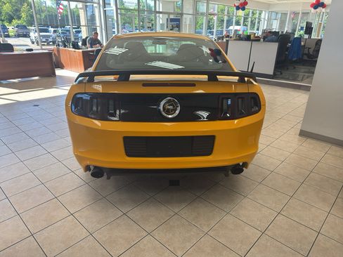 Used 2013 Ford Mustang Boss 302 RWD image 4