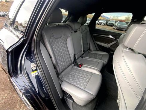 Used 2019 Audi SQ5 Prestige w/ Prestige Package image 19